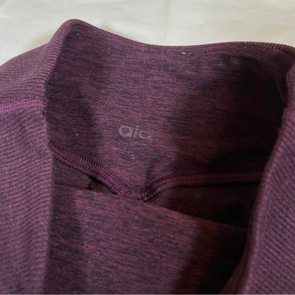 Alo‎ Yoga High Waisted Goddess Leggings S Purple Yoga workout